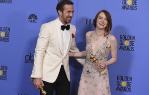 Ryan Gosling y Emma Stone en los Globos de Oro 2017
